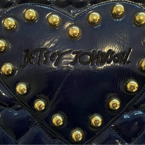 Betsy Johnson Purple Computer Case - Picture 3 of 5